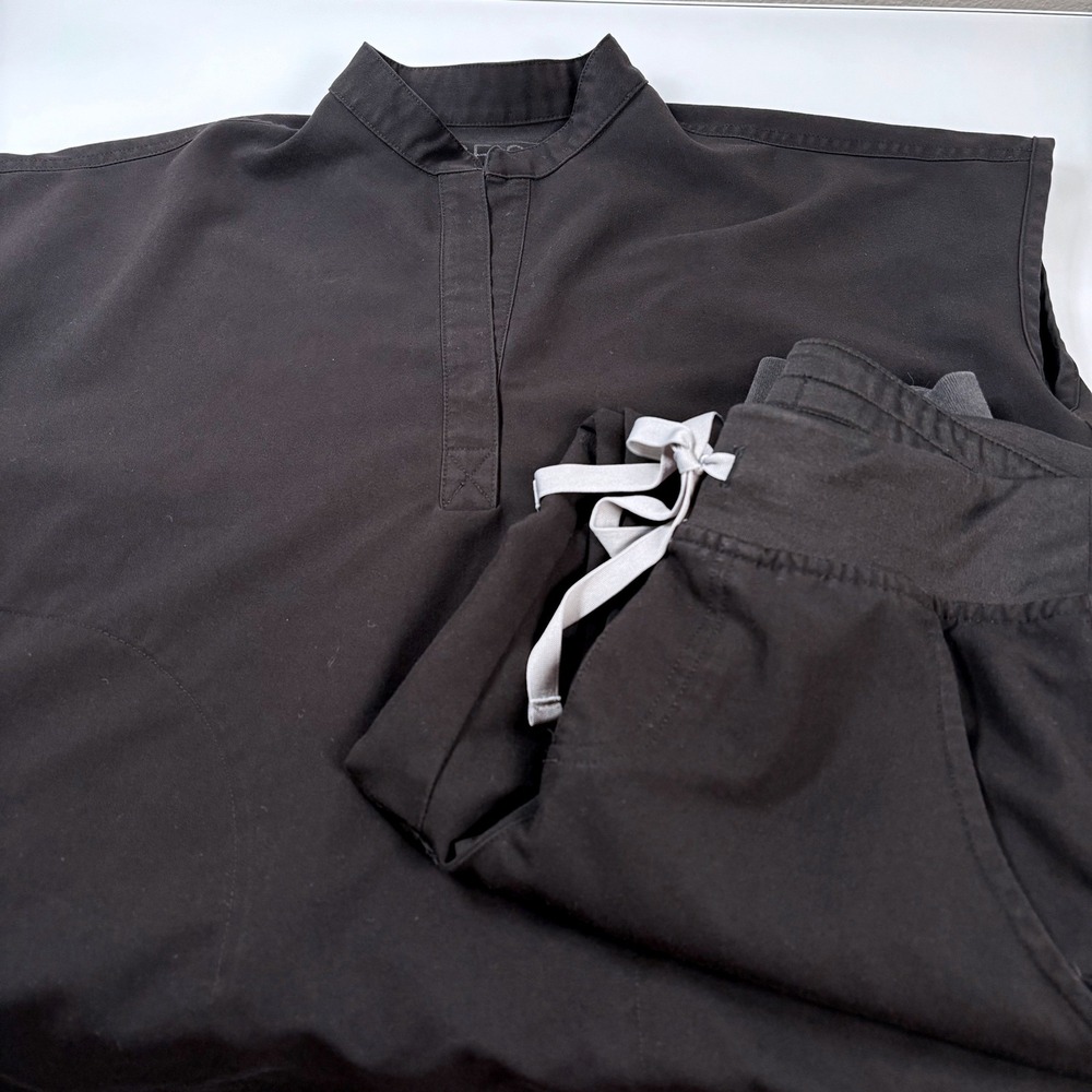 FIGS Women XS Black Scrub Set Rafaela top/Zamora Jogger Nursing Healthcare